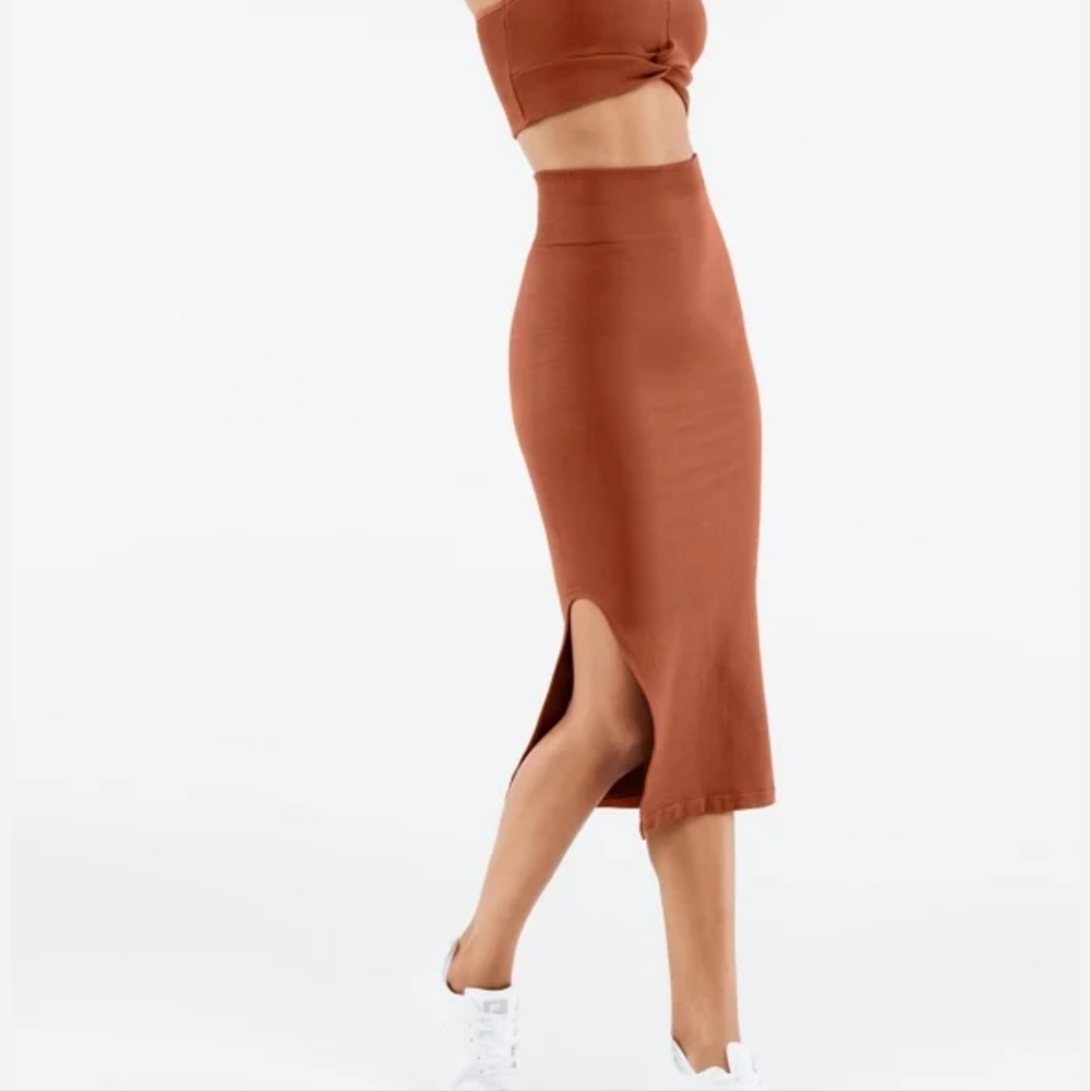 Fabletics High-Waisted Ribbed Seamless Skirt